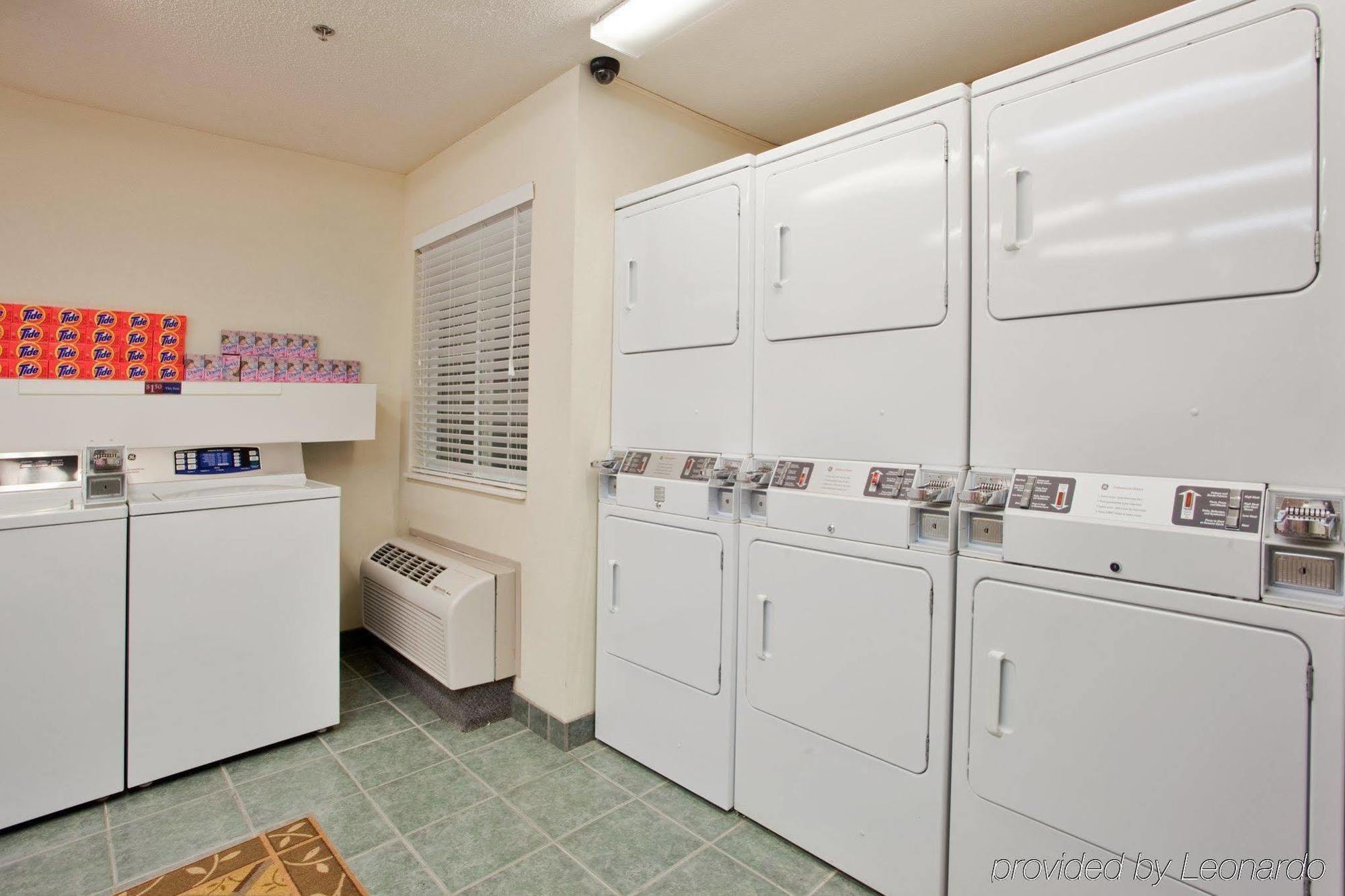 Sonesta Simply Suites Hampton Facilities photo